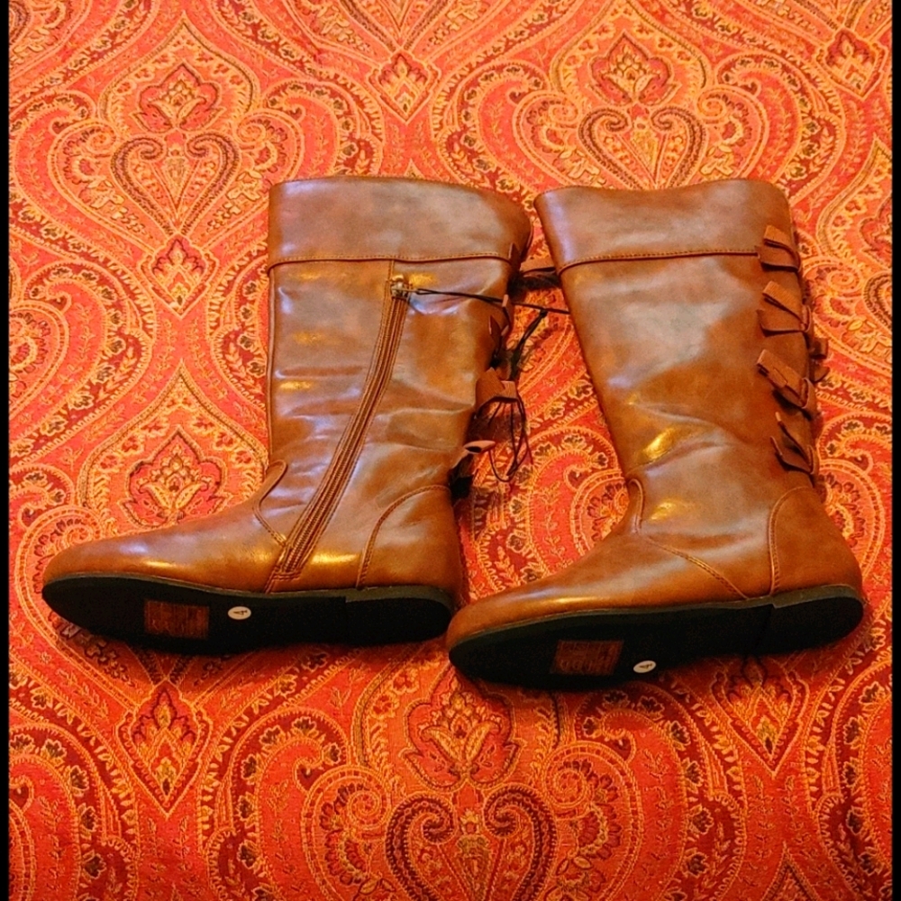 Girls Size 4 Brown Boots with Bows